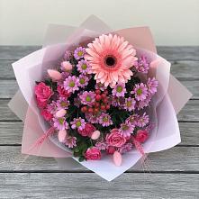 Букет цветов из:  Розы, Герберы и Хризантемы в Средней Ахтубе