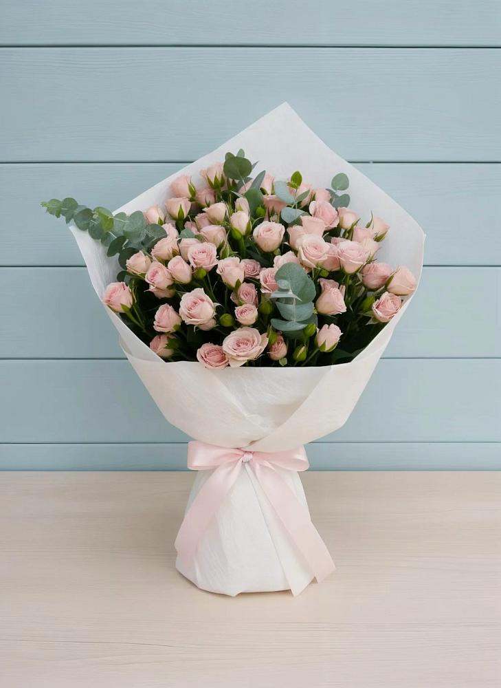 Букет цветов из: Розы в Средней Ахтубе